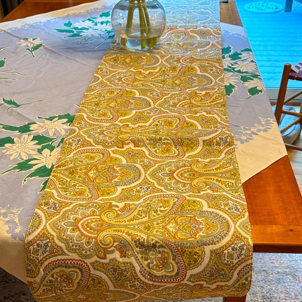 Nicole Miller Paisley Table Runner in Yellow and Green